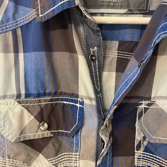 BKE Standard Fit Button Up - Picture 2 of 3
